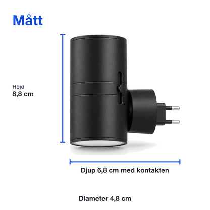 Mått på vägglampan: 8,8 cm hög, 4,8 cm i diameter och 6,8 cm djup med kontakten