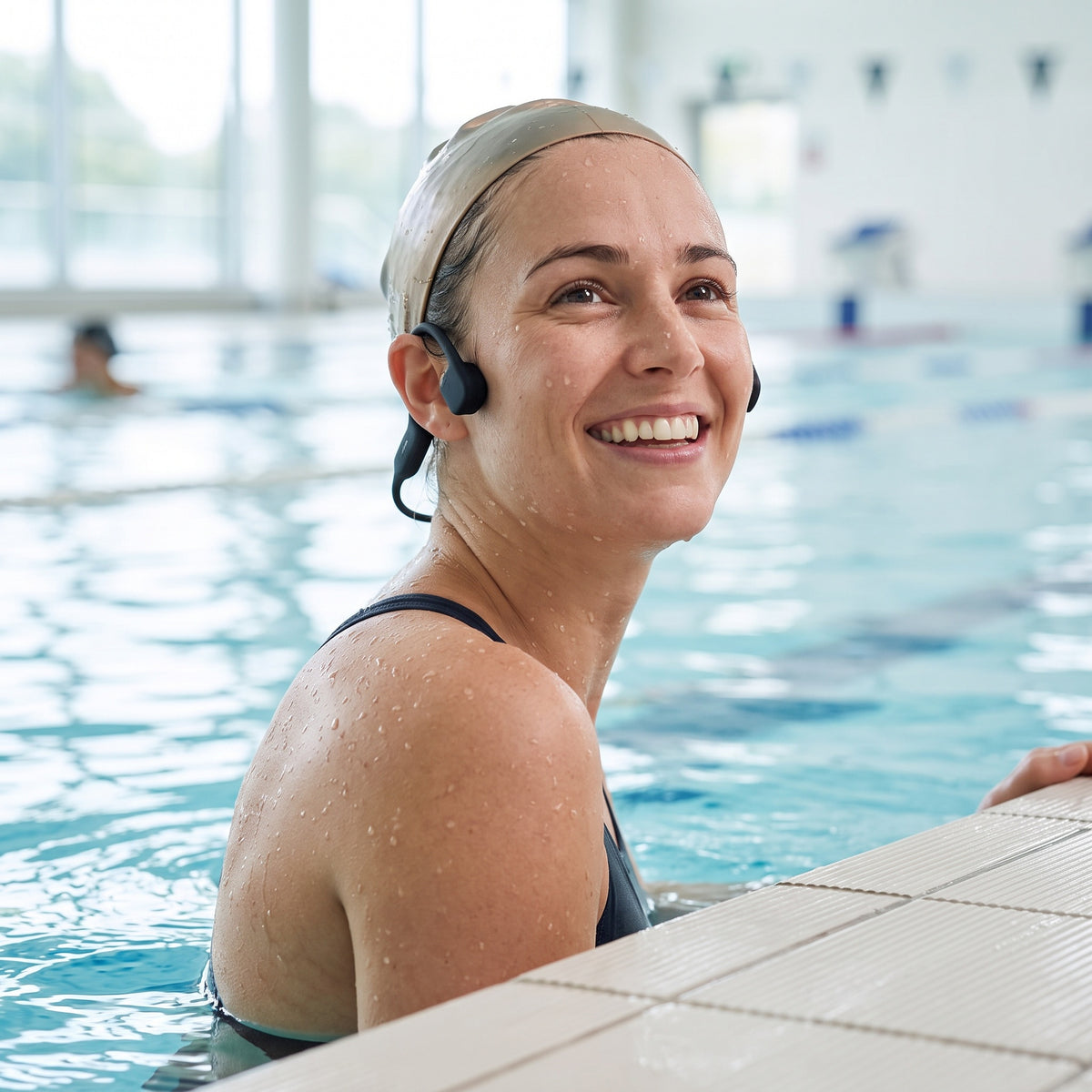 Simhörlurar i poolen