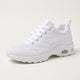 Zvarelo Sneakers vit studiobild